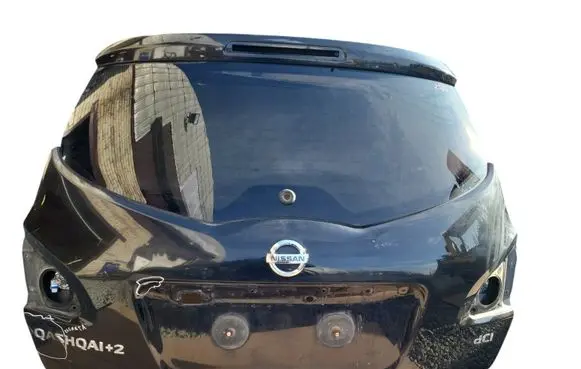 Nissan Qashqai+2 Tailgate/trunk/boot lid