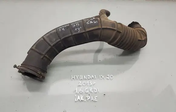 Hyundai ix20 Air intake hose/pipe