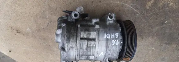 Peugeot 308 Air conditioning (A/C) compressor (pump) 211220