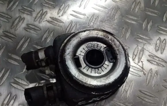 Engine oil radiator