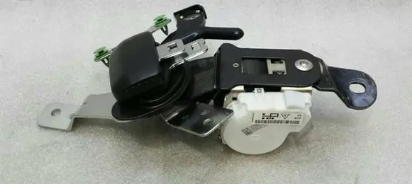 BMW X1 F48 F49 Rear seatbelt 7370559