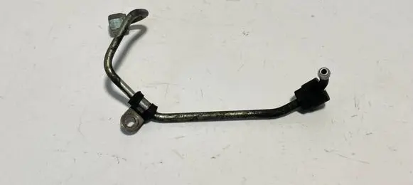 Fuel injector supply line/pipe