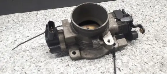 Ford Mondeo MK II Throttle body valve f63e-ah