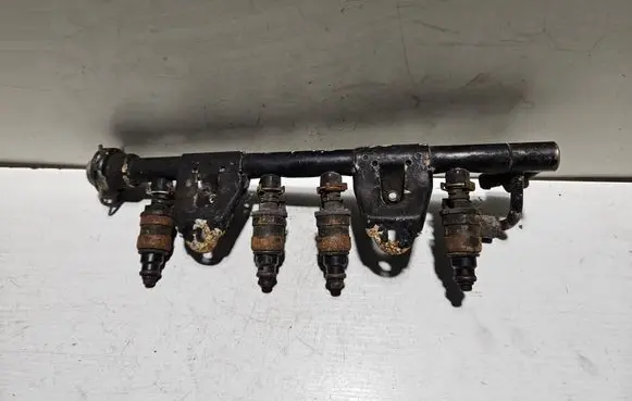 Volkswagen Golf IV Fuel main line pipe 0280160507 037906031B