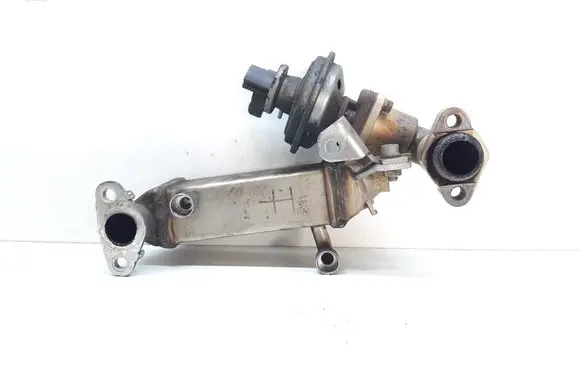 BMW 5 E60 E61 EGR valve cooler 7800653