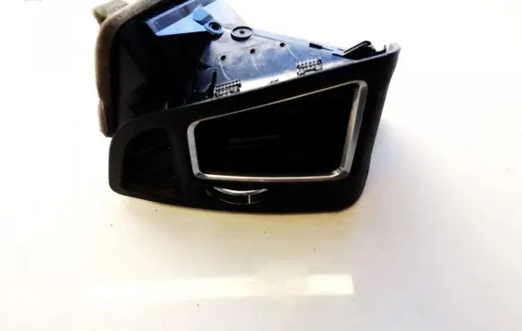 Ford Kuga II Dash center air vent grill f1cbr018b09abw f1cb-r018b09-abw