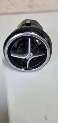 Mercedes-Benz B W246 W242 Dash center air vent grill A2468300354 093103100D
