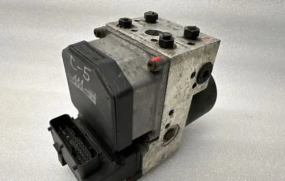 Audi A6 S6 C5 4B ABS Pump 8E0614111H