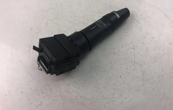 Mitsubishi Lancer Indicator stalk E532016
