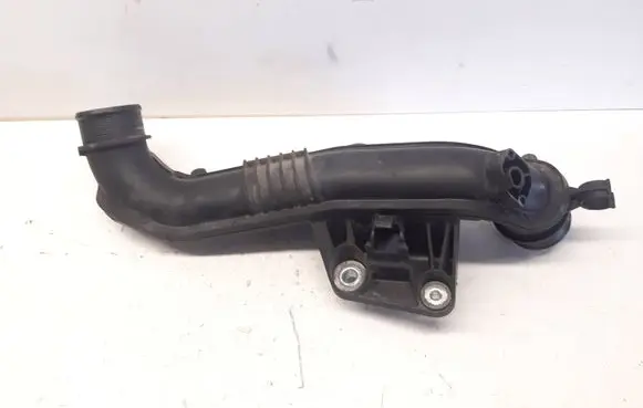Audi A4 S4 B8 8K Intercooler hose/pipe 8K0145673L