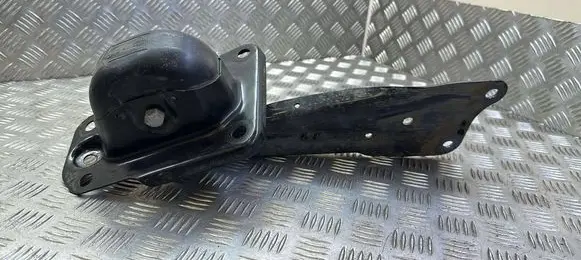 Rear upper control arm/wishbone