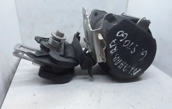 Seat Alhambra (Mk1) Middle seatbelt (rear) NOCODE