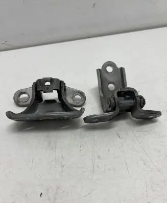 Front door hinge set