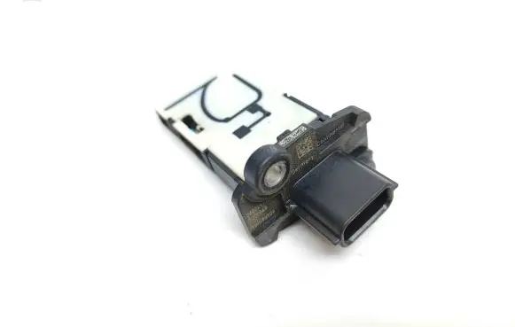 Renault Trafic III (X82) Mass air flow meter 226807131R 82001247959 93450753