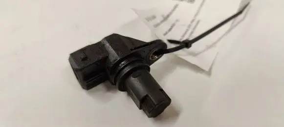 Renault Laguna III Crankshaft position sensor 8200370572