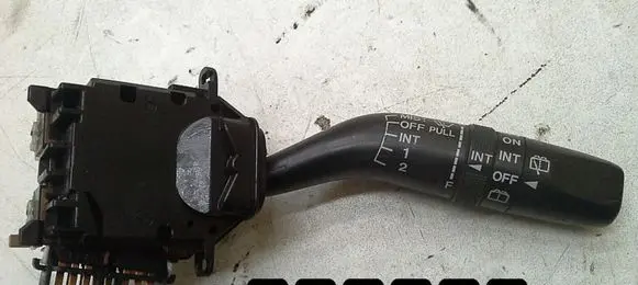 Mazda MPV Other switches/knobs/shifts 17B122