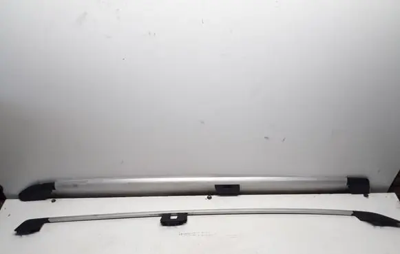 Volvo XC70 Roof bar rail