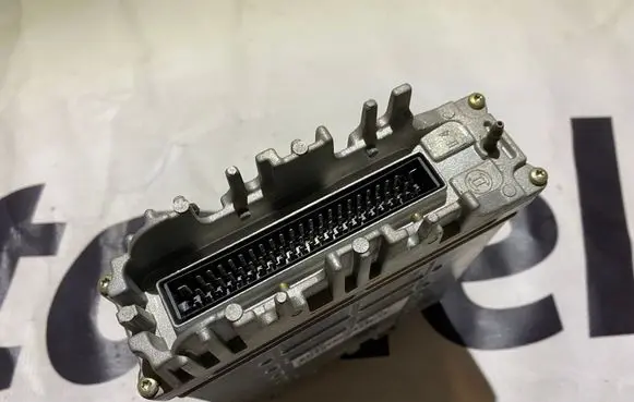 Volkswagen Sharan Engine control unit/module 0281001735 028906021GT