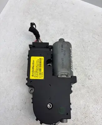 Opel Insignia A Sunroof motor/actuator 13322329 538517560 FKC15D0146