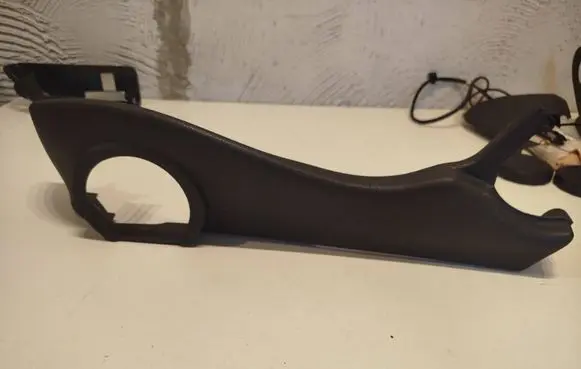 Mini One - Cooper R50 - 53 Front driver seat rail trim 1486275