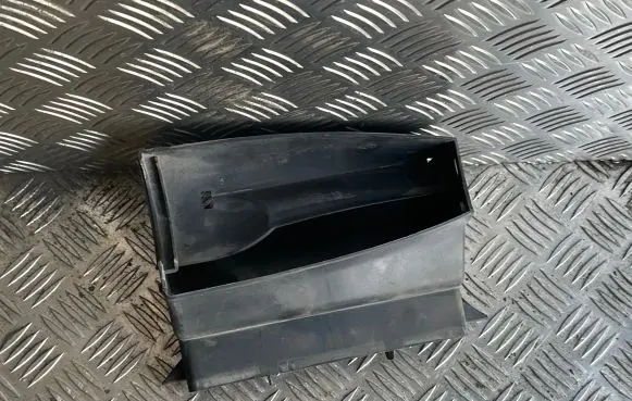 Volkswagen Scirocco Air intake duct part 1K0805962E 1K0805962