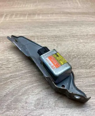 Lexus GS 300 350 430 450H Airbag deployment crash/impact sensor 8983330020 1879001772