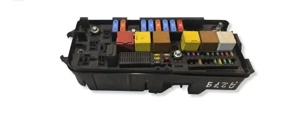 Opel Signum Fuse module 13187191