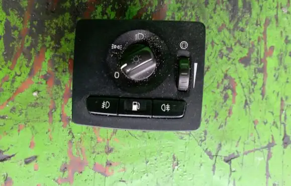 Volvo V50 Light switch 30669735