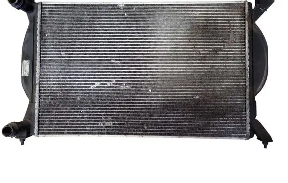 Audi A4 S4 B7 8E 8H Coolant radiator 8E0121251A