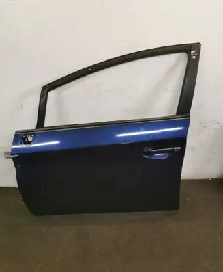 Toyota Prius (XW30) Front door 
