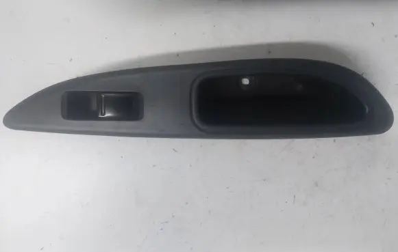 Nissan Primera Other switches/knobs/shifts 25401AV640 1123N1 C8DD702N
