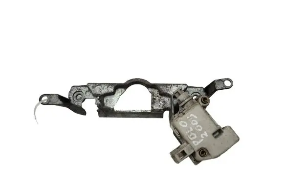 Fuel tank cap lock