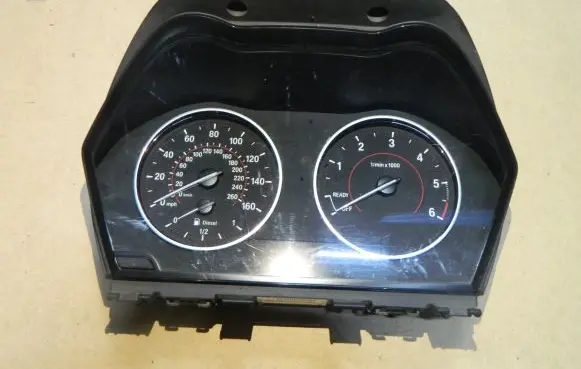 BMW 1 F20 F21 Speedometer (instrument cluster) 9277555