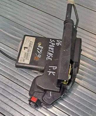 KIA Sportage Front door lock 813101F010