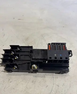 Mercedes-Benz GL X164 Fuse module 013948411 E0000031 013948421