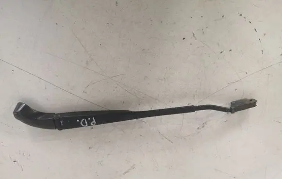 Mini One - Cooper R50 - 53 Front wiper blade arm