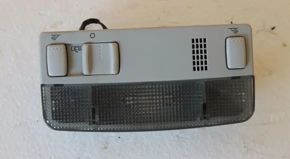 Volkswagen Touran I Front seat light 3B0947105C