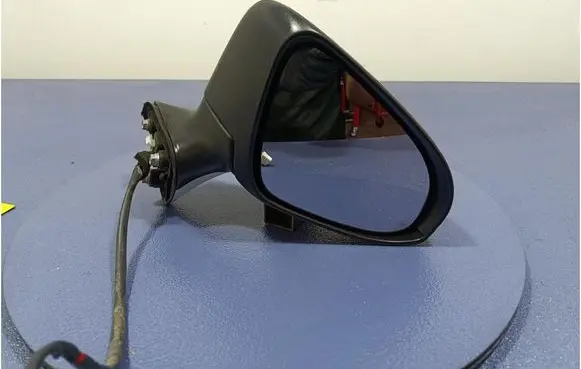 Toyota Verso-S Front door electric wing mirror