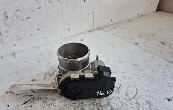 Hyundai i30 Throttle body valve 35100-2GPD0