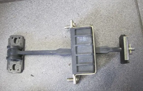 Mercedes-Benz E W211 Front door check strap stopper 2117200116