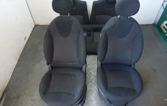 Seat set