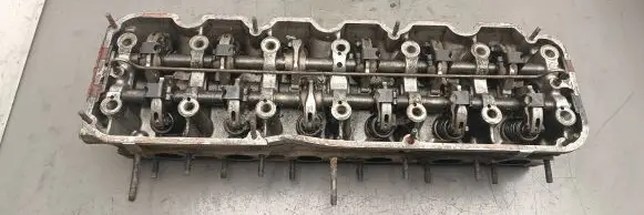 BMW 5 E34 Engine head 1277731