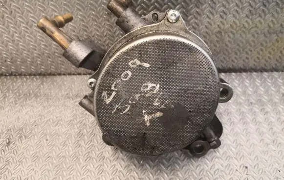 Jaguar XF X250 Vacuum pump 9X2Q2A451BD
