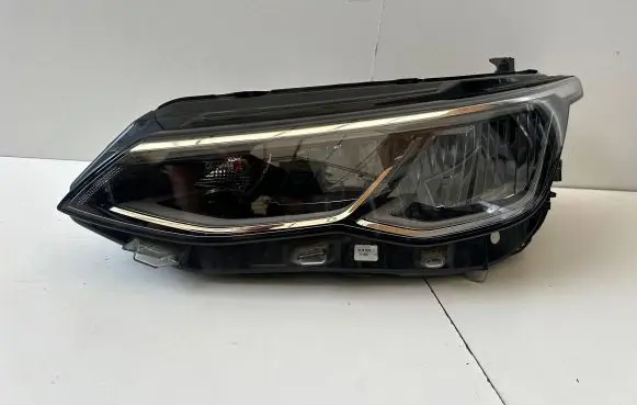 Volkswagen Golf VIII Headlight/headlamp 5H1941005C