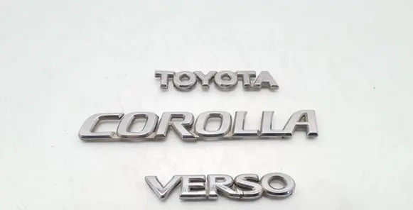 Toyota Corolla Verso AR10 Manufacturers badge/model letters 