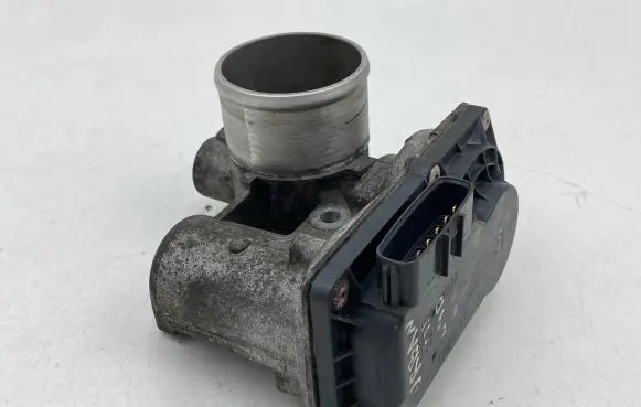Toyota Urban Cruiser (XP110) Throttle valve 261000N030 9J27 02127