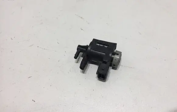 Audi A4 S4 B6 8E 8H Turbo solenoid valve 8E0820193E