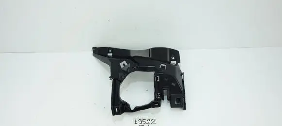 BMW 1 F20 F21 Front bumper mounting bracket 7371739