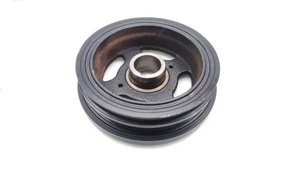 Toyota RAV 4 (XA40) Crankshaft pulley 2AR-FE