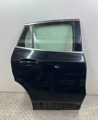 Mercedes-Benz EQA Rear door